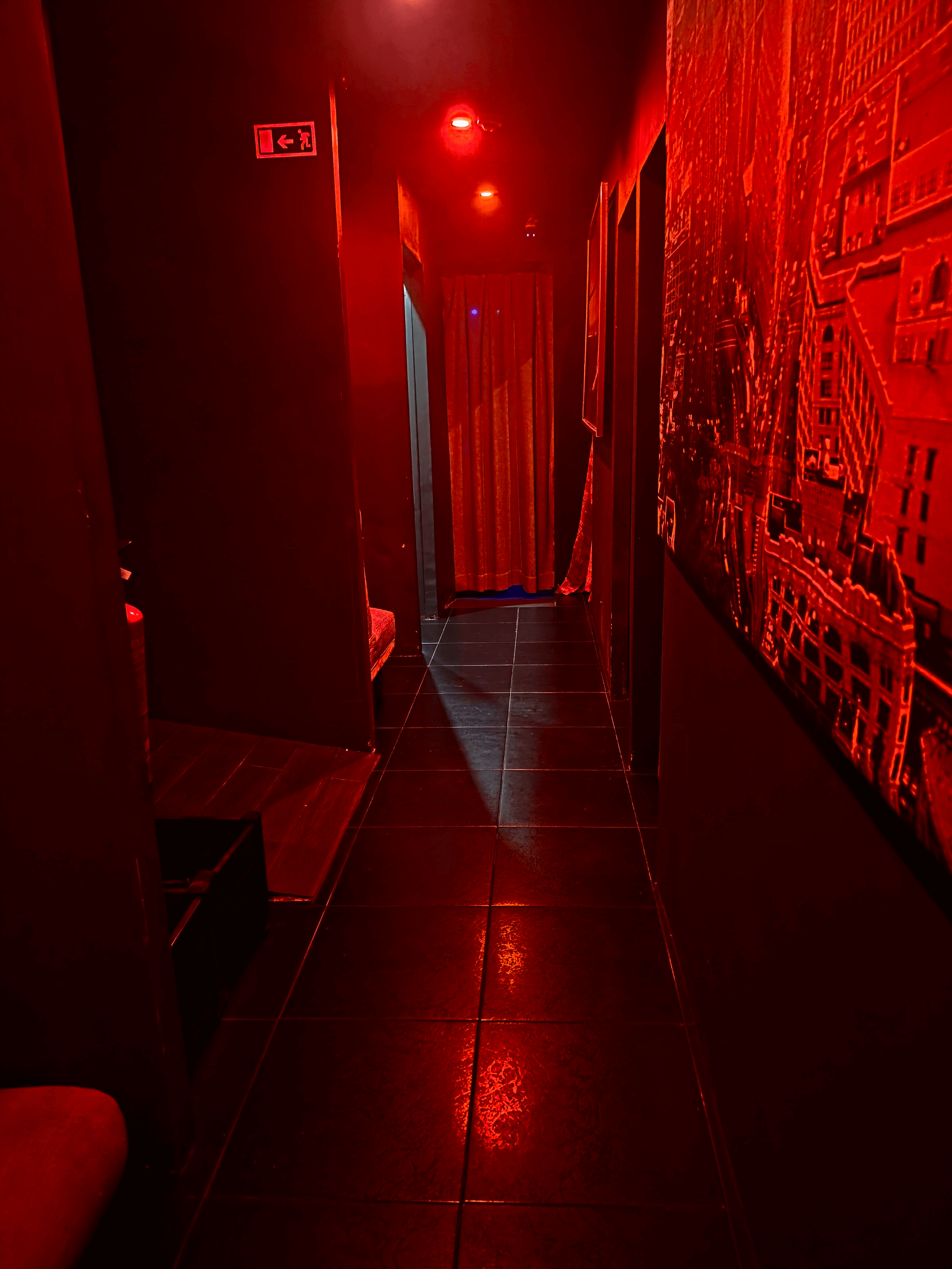 Gallery 28