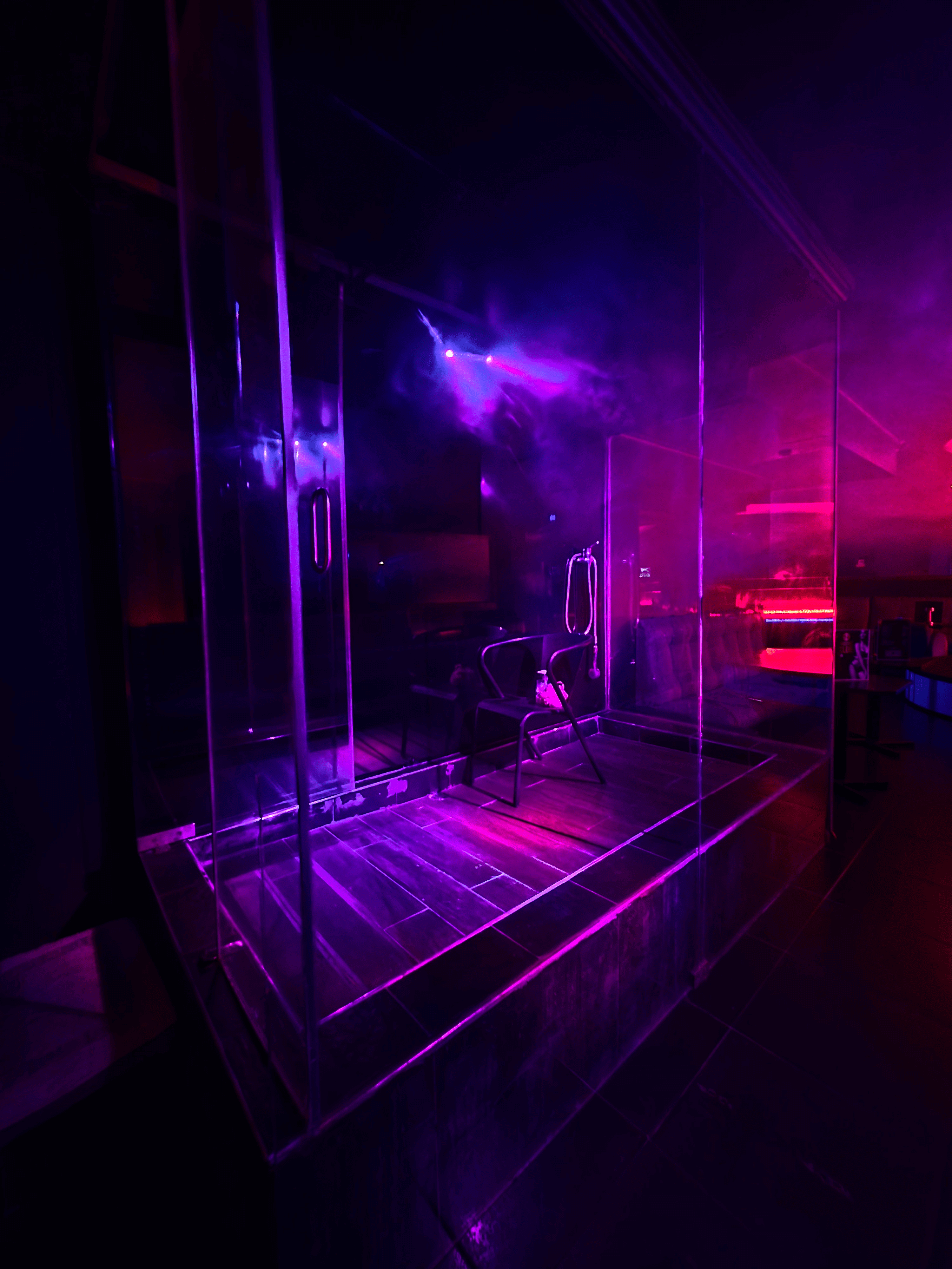 SHOWER SHOW: PHOTUS CLUB'S SPECIALTY, UNIQUE IN PORTUGAL